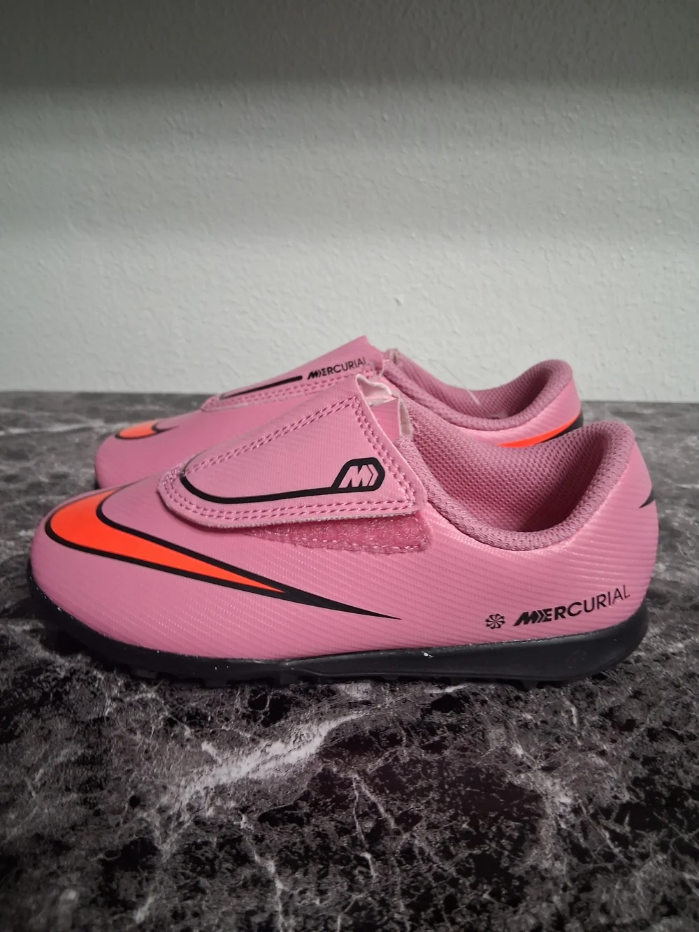 Brand New Lil Kids Nike Mercurial Pink Turf Soccer Shoes Size 10.5C